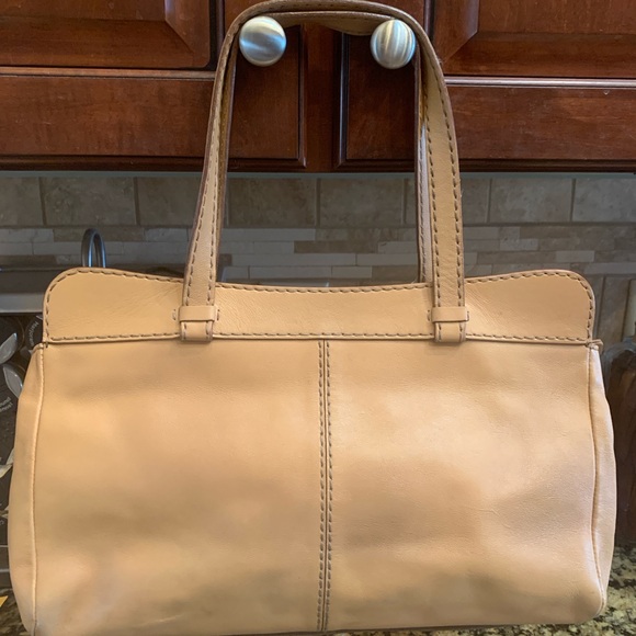Vintage Tod's Leather Tan Handbag - Picture 5 of 13